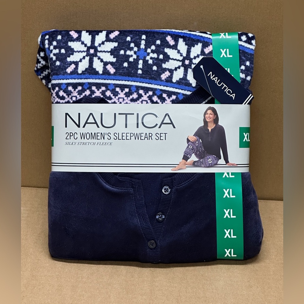 NEW - Nautica Women's 2PC Sleepwear set - Silky stretch fleece